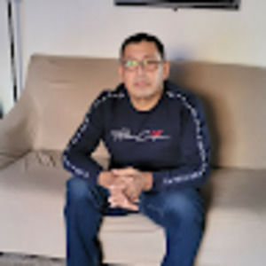 Meet your Posher, Genaro